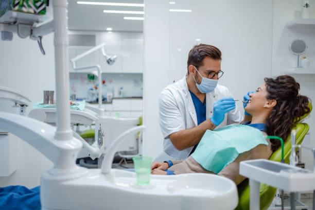 Best Veneers and Lumineers  in Oak Hill, TN